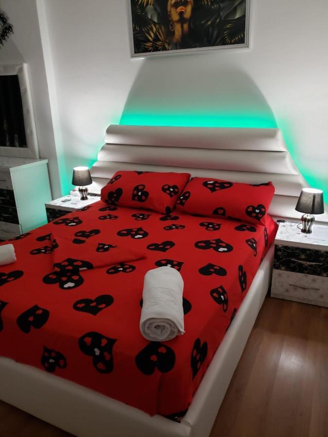 Cosy 2Br Apartment Near Tirana Airport - Self Check-In 24Hr Kültér fotó
